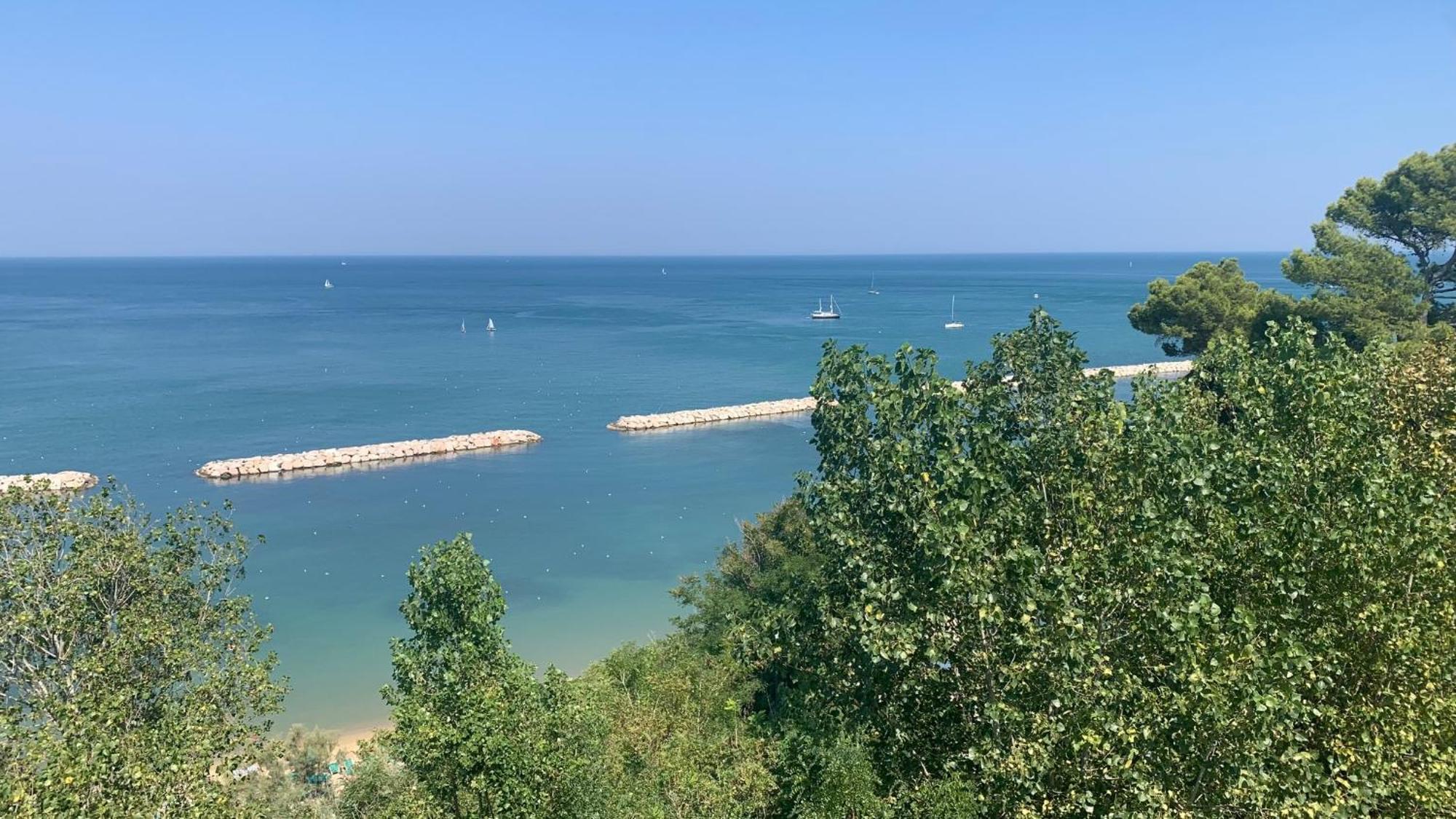 Hotel Majestic Gabicce Mare Dış mekan fotoğraf