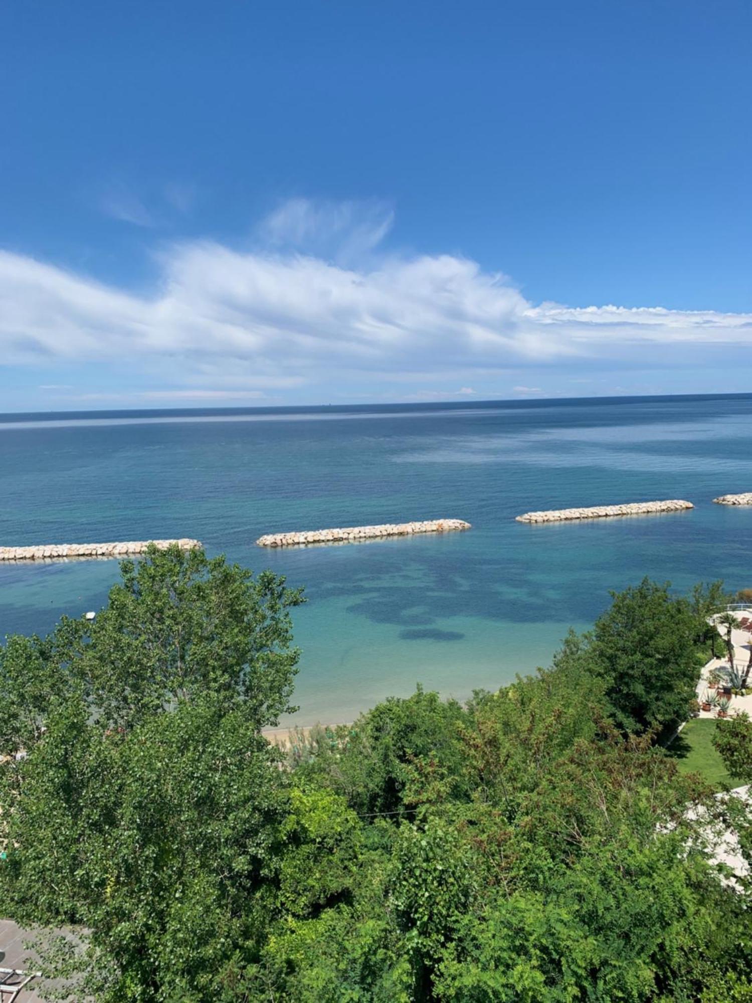 Hotel Majestic Gabicce Mare Dış mekan fotoğraf