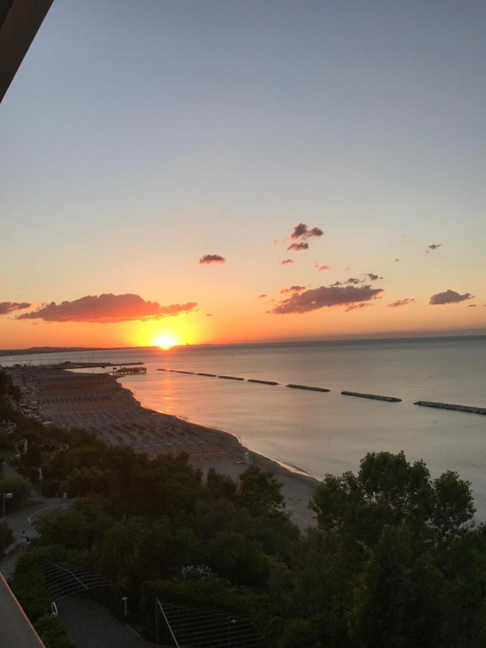 Hotel Majestic Gabicce Mare Dış mekan fotoğraf